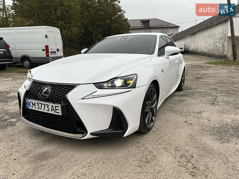 Lexus IS 2018 Lexus IS 2018