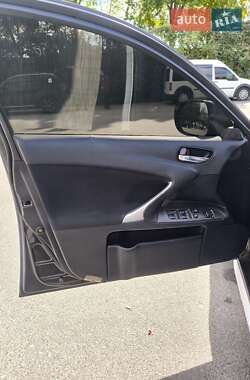 Седан Lexus IS 2006 в 