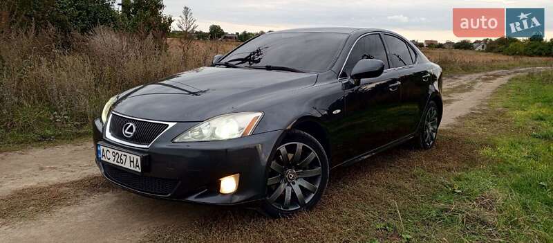 Lexus IS 2008