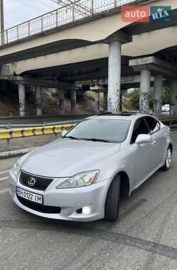 Седан Lexus IS 2010 в 