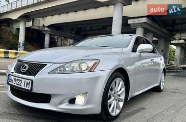 Седан Lexus IS 2010 в 