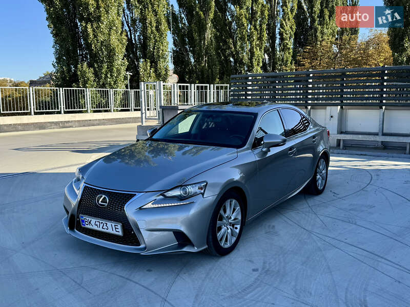 Седан Lexus IS 2014 в Киеве