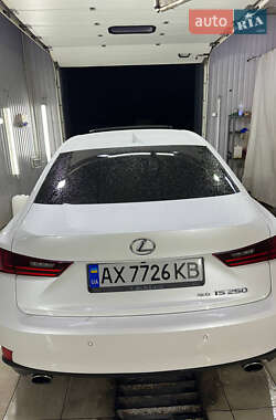 Седан Lexus IS 2014 в 