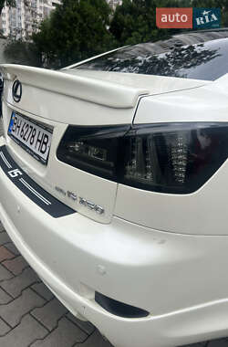Седан Lexus IS 2006 в 