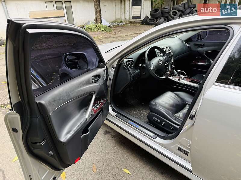 Седан Lexus IS 2007 в Киеве фото 10 Седан Lexus IS 2007 в Киеве