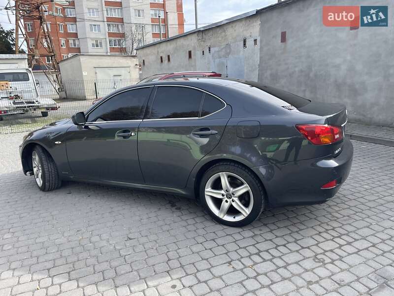 Седан Lexus IS 2006 в Тернополе