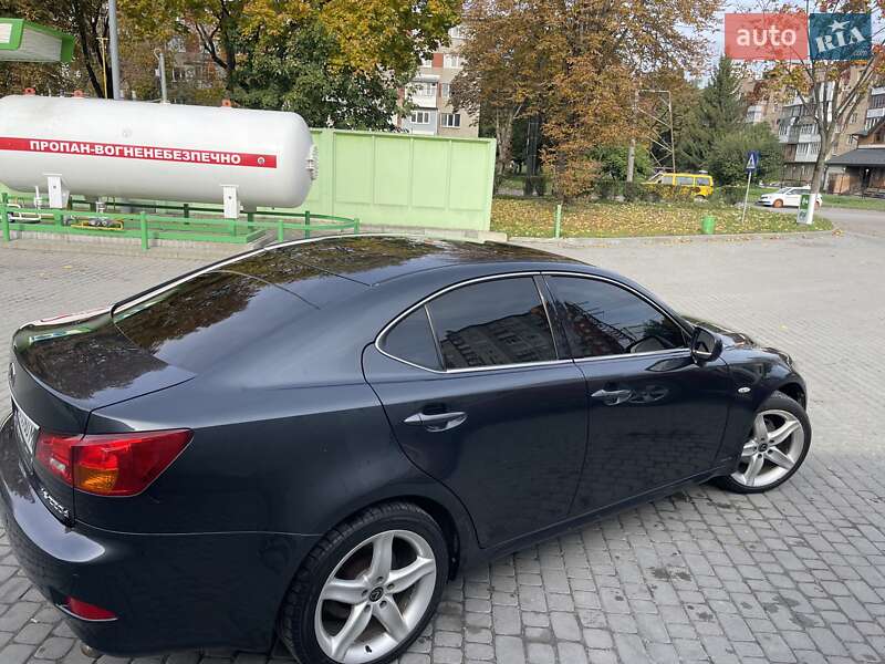 Седан Lexus IS 2006 в Тернополе