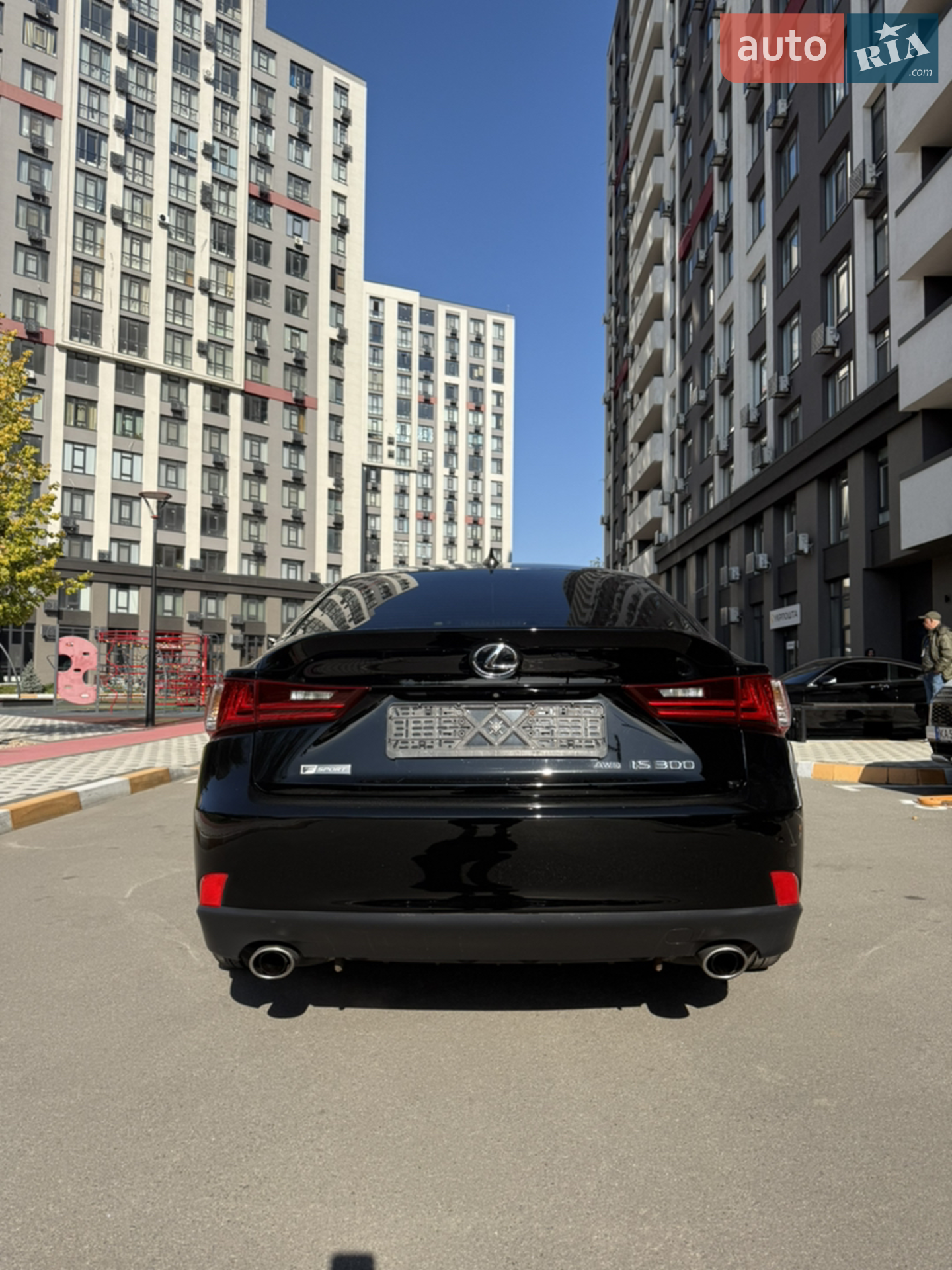 2016 Lexus IS - мініатюра 8