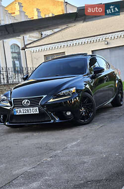 Седан Lexus IS 2014 в 