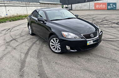 Седан Lexus IS 2006 в Киеве