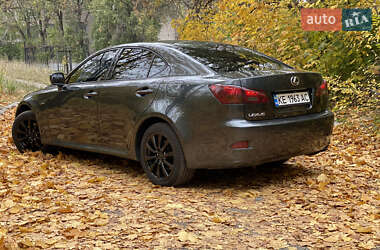 Седан Lexus IS 2005 в  фото 9 Седан Lexus IS 2005 в