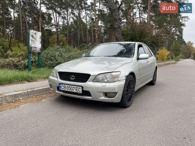 Седан Lexus IS 2000 в Киеве фото 6 Седан Lexus IS 2000 в Киеве