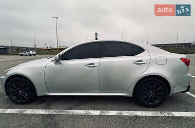 Седан Lexus IS 2006 в  фото 6 Седан Lexus IS 2006 в
