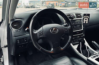 Седан Lexus IS 2006 в  фото 34 Седан Lexus IS 2006 в
