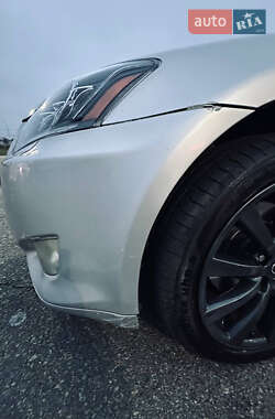 Седан Lexus IS 2006 в  фото 41 Седан Lexus IS 2006 в