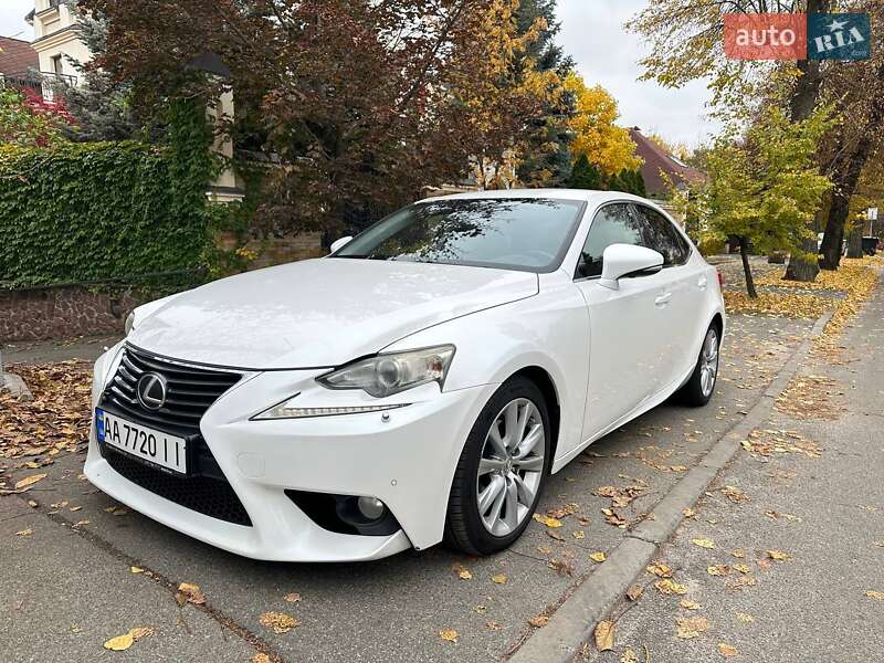 Седан Lexus IS 2013 в Киеве