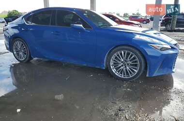 Седан Lexus IS 2023 в  фото 4 Седан Lexus IS 2023 в
