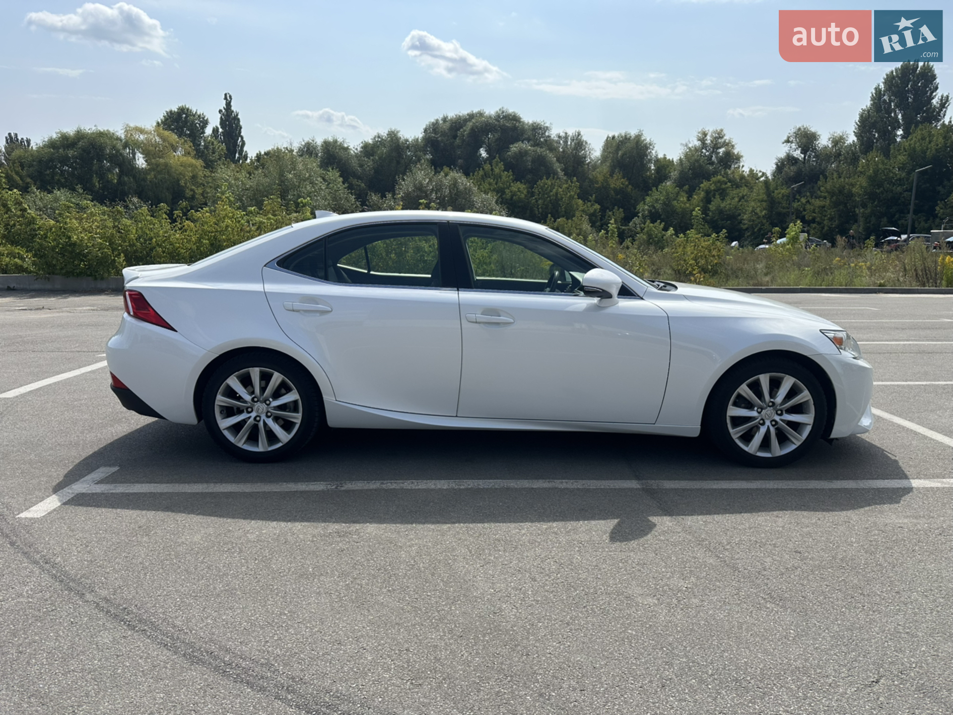 2015 Lexus IS - мініатюра 14