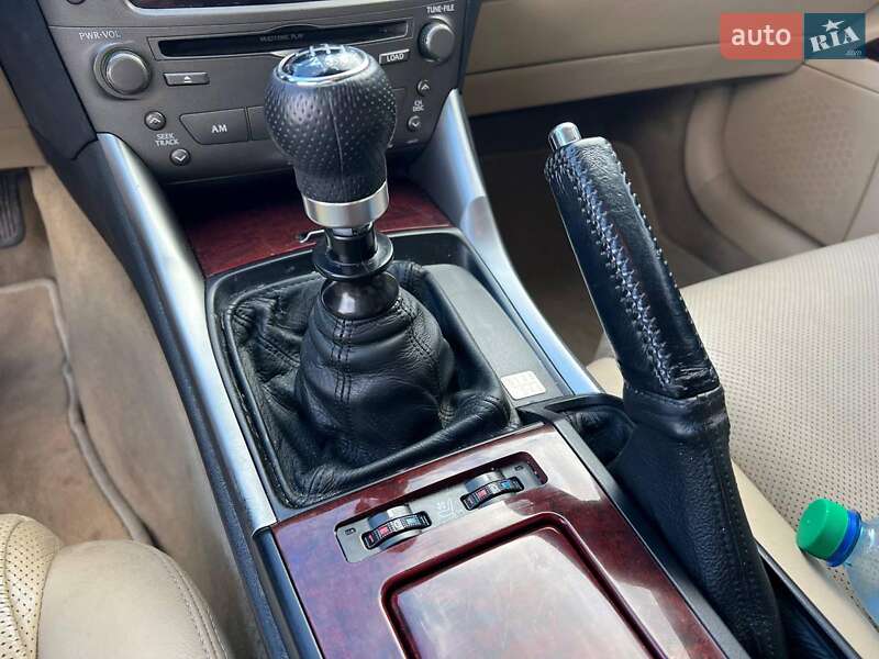 Седан Lexus IS 2006 в Львові фото 31 Седан Lexus IS 2006 в Львові