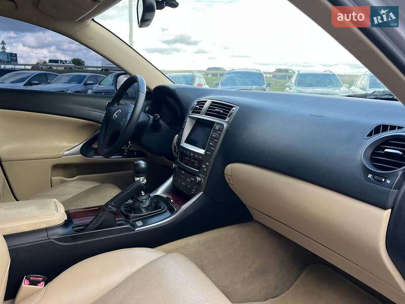 Седан Lexus IS 2006 в Львові фото 41 Седан Lexus IS 2006 в Львові