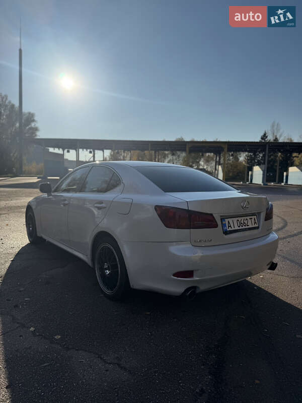 Седан Lexus IS 2006 в Борисполе