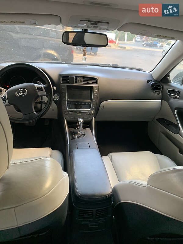 Седан Lexus IS 2012 в Одессе фото 15 Седан Lexus IS 2012 в Одессе