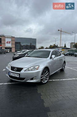 Седан Lexus IS 2007 в Львове