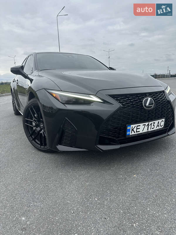 Седан Lexus IS 2022 в Днепре