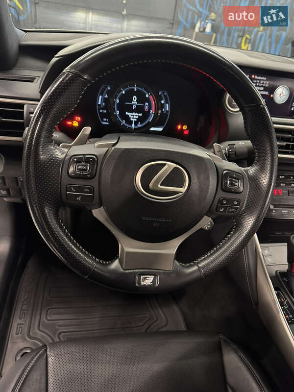 Седан Lexus IS 2016 в Днепре