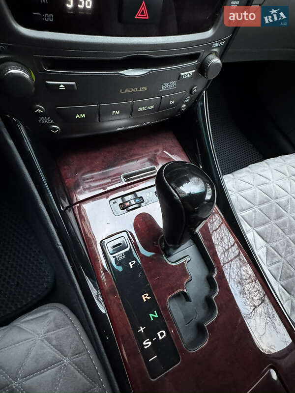Седан Lexus IS 2005 в Чернігові