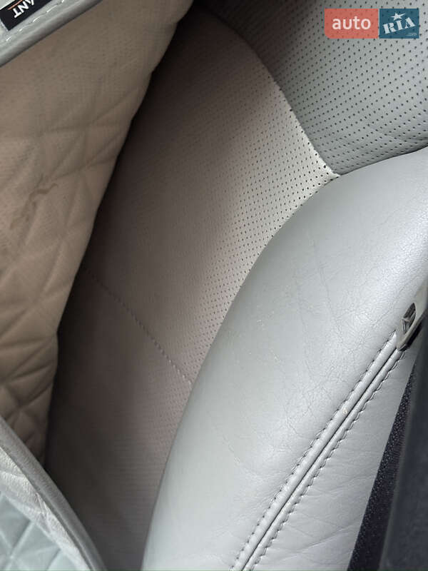 Седан Lexus IS 2005 в Чернігові