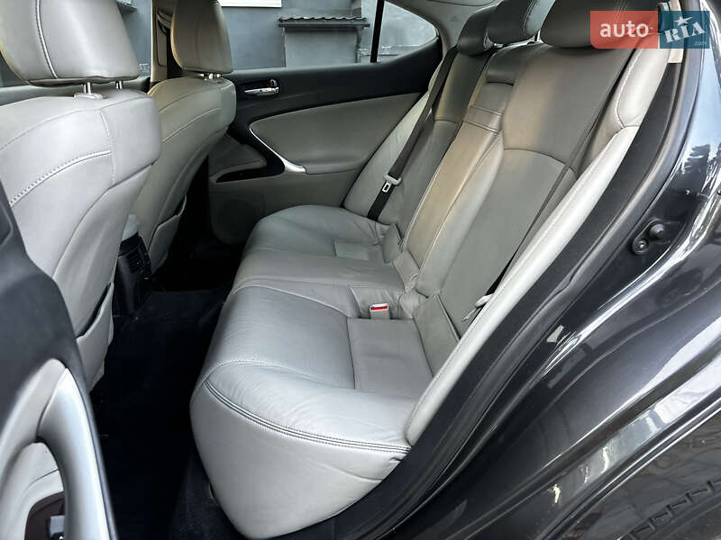 Седан Lexus IS 2007 в Охтирці фото 26 Седан Lexus IS 2007 в Охтирці
