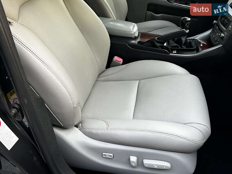 Седан Lexus IS 2007 в Охтирці фото 20 Седан Lexus IS 2007 в Охтирці