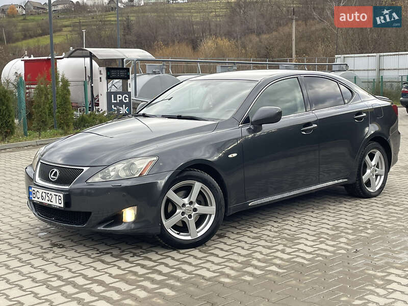 Седан Lexus IS 2007 в Турці