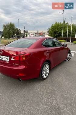 Седан Lexus IS 2010 в Киеве