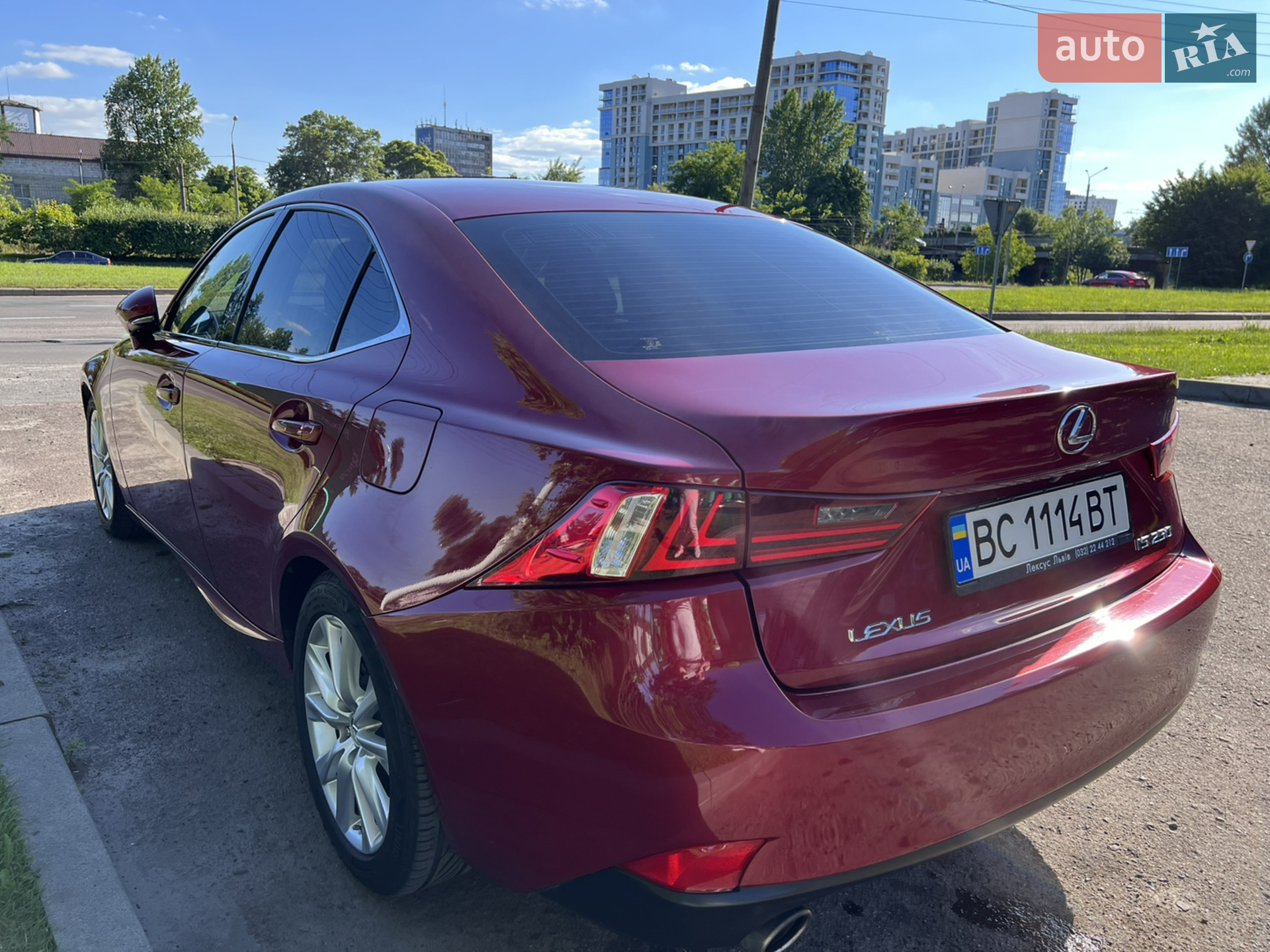 2015 Lexus IS - мініатюра 4
