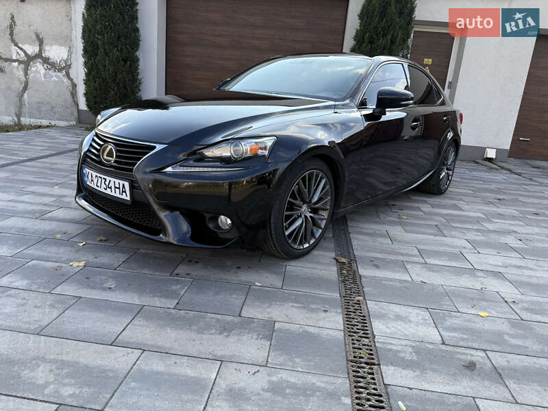 Седан Lexus IS 2013 в Миколаєві
