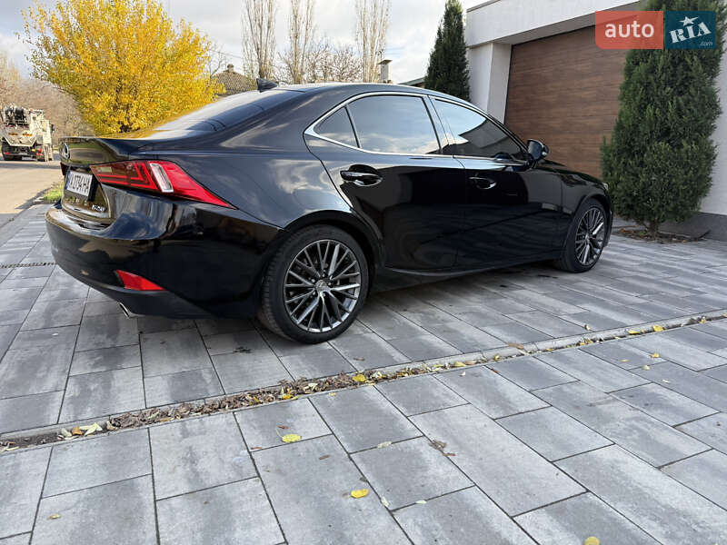Седан Lexus IS 2013 в Миколаєві