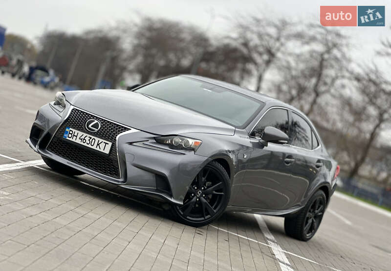 Седан Lexus IS 2013 в Одесі