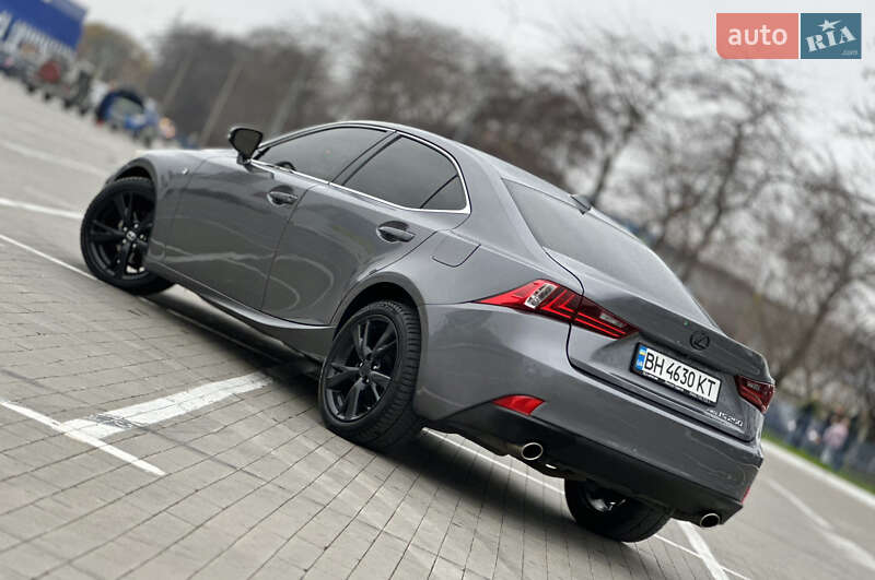 Седан Lexus IS 2013 в Одесі