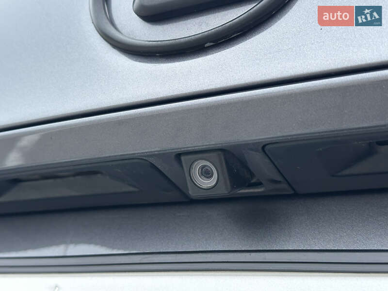 Седан Lexus IS 2013 в Одесі