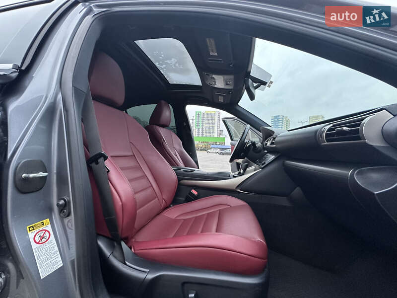 Седан Lexus IS 2013 в Одесі