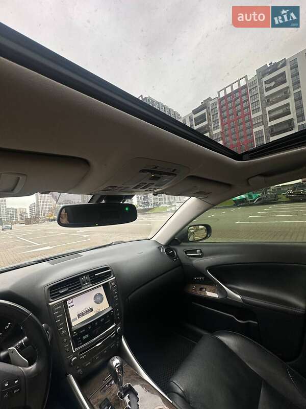 Седан Lexus IS 2010 в Києві фото 16 Седан Lexus IS 2010 в Києві