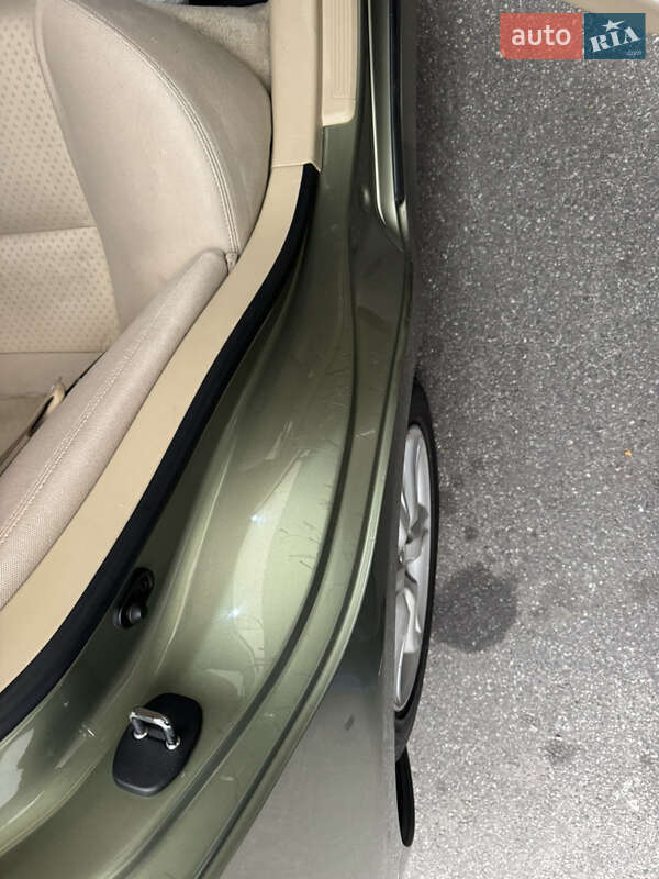 Седан Lexus IS 2006 в Днепре