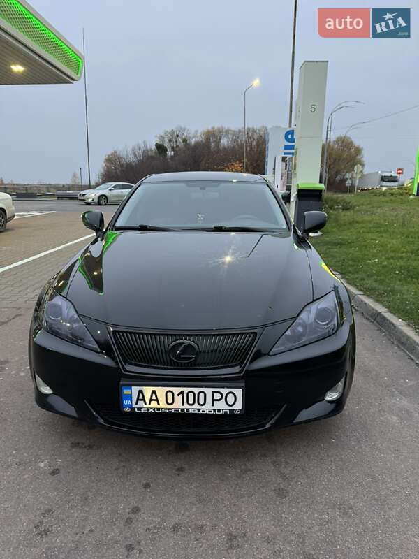 Седан Lexus IS 2007 в Києві