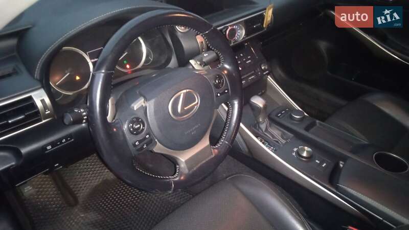 Седан Lexus IS 2016 в Сумах фото 28 Седан Lexus IS 2016 в Сумах