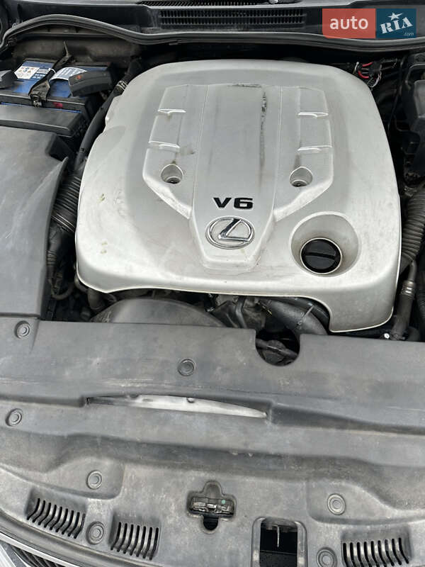 Седан Lexus IS 2008 в Киеве