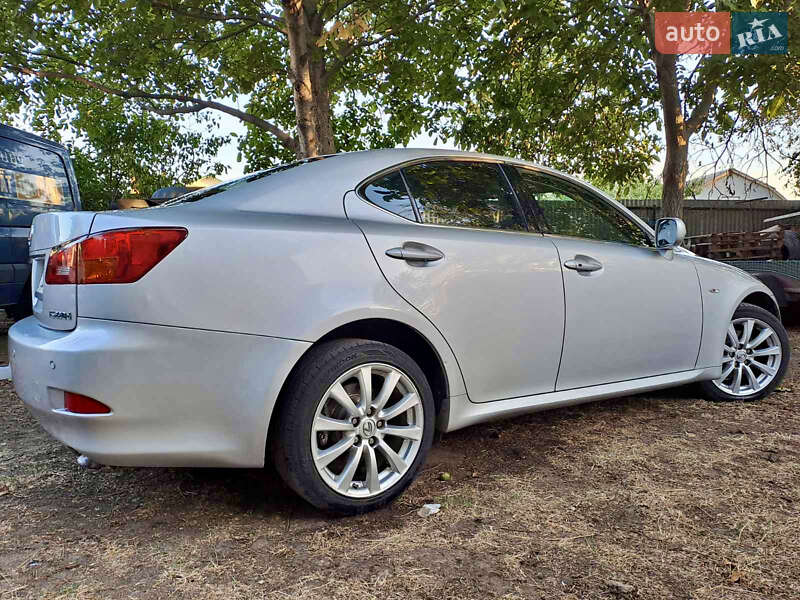 Седан Lexus IS 2005 в Одессе