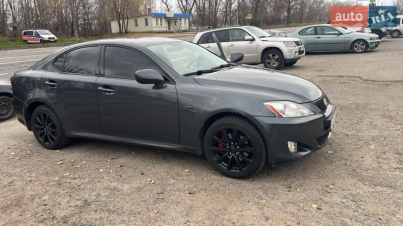 Седан Lexus IS 2005 в Павлограде