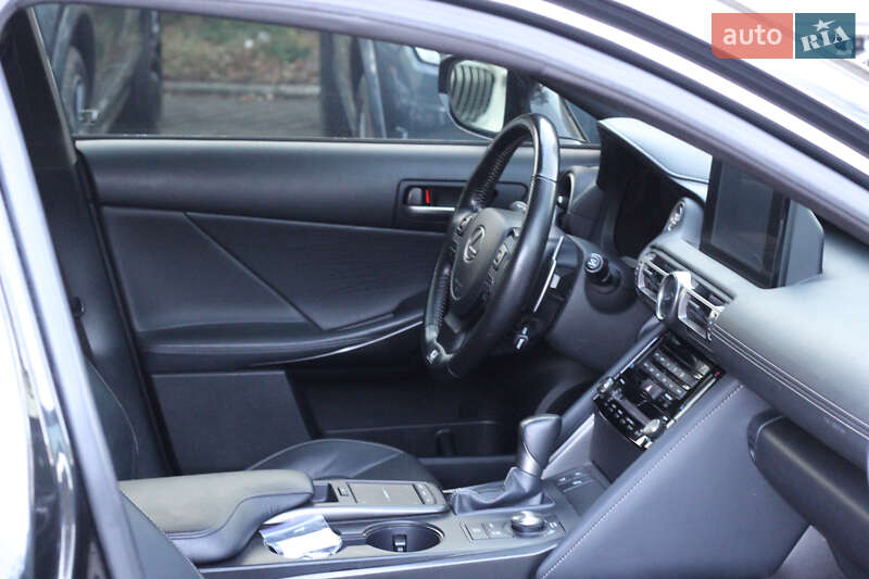 Седан Lexus IS 2021 в Одессе